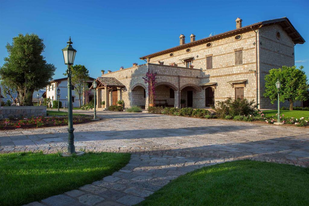 Tenuta Vento Di Mare Lido Di Fondi Eksteriør bilde